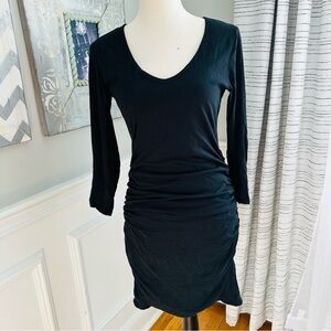 Beyond Yoga Black All About It V-Neck Bodycon Ruched Dress Sz. M